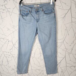 Levi's Light Wash Stretch Denim High Rise Boyfriend Jeans